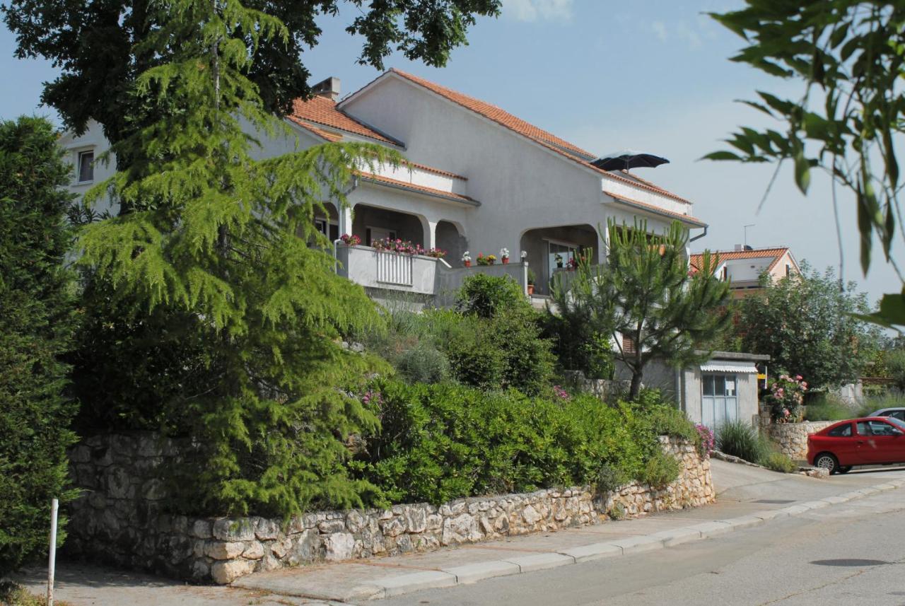 Apartments With A Parking Space Njivice, Krk - 5427 Bagian luar foto