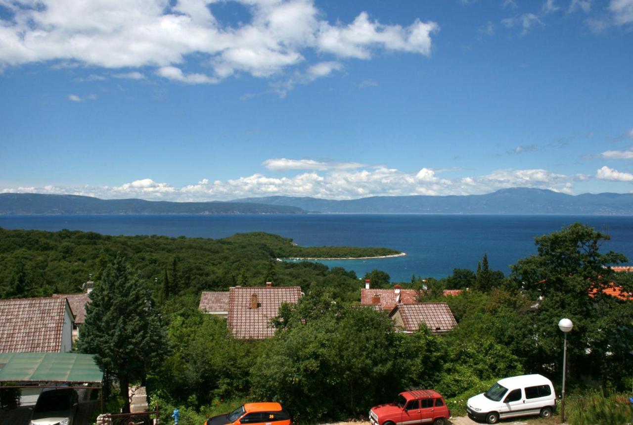 Apartments With A Parking Space Njivice, Krk - 5427 Bagian luar foto